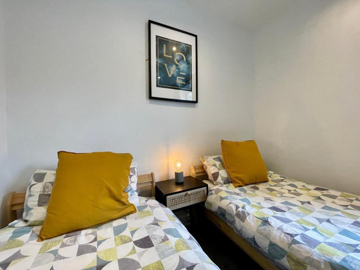 6 Person Apartment In City Centre Cardiff Eksteriør billede